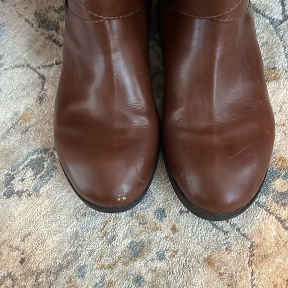 Women’s Brown Riding Boots - Picture 2 of 5